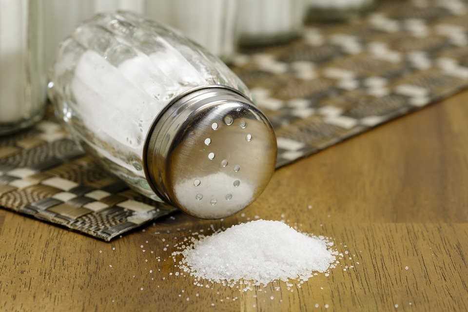 What's the Difference? Table Salt vs. Sea Salt vs. Himalayan Salt & More -  Metagenics Blog